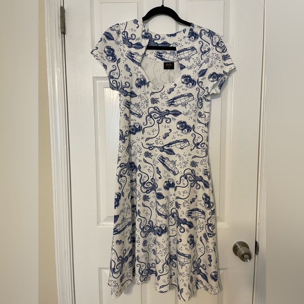 NWOT Undersea white and blue retro-style fit & flare dress 1X